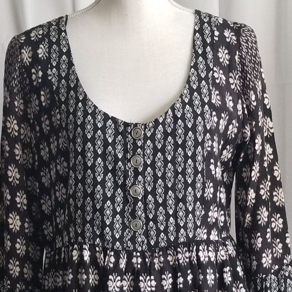 Miami Boho Dress Black White Print Buttoned Bodice Long Sleeve Size Large - Picture 2 of 10